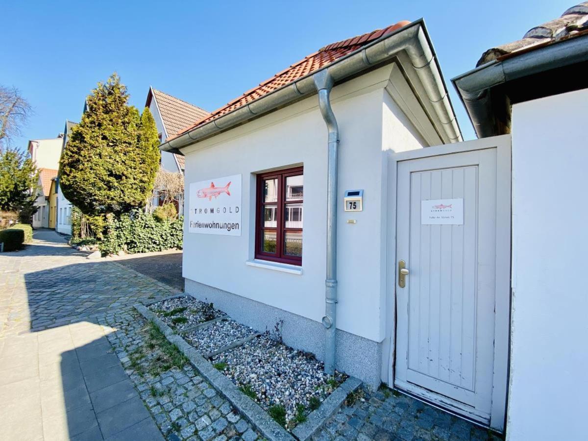App Klabautermann, Direkt Am Alten Strom Rostock Exterior photo